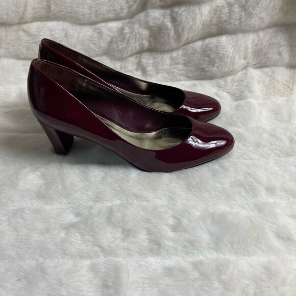 Lauren Ralph Lauren Hala patent leather Burgundy heels size 9.5B - Picture 6 of 10